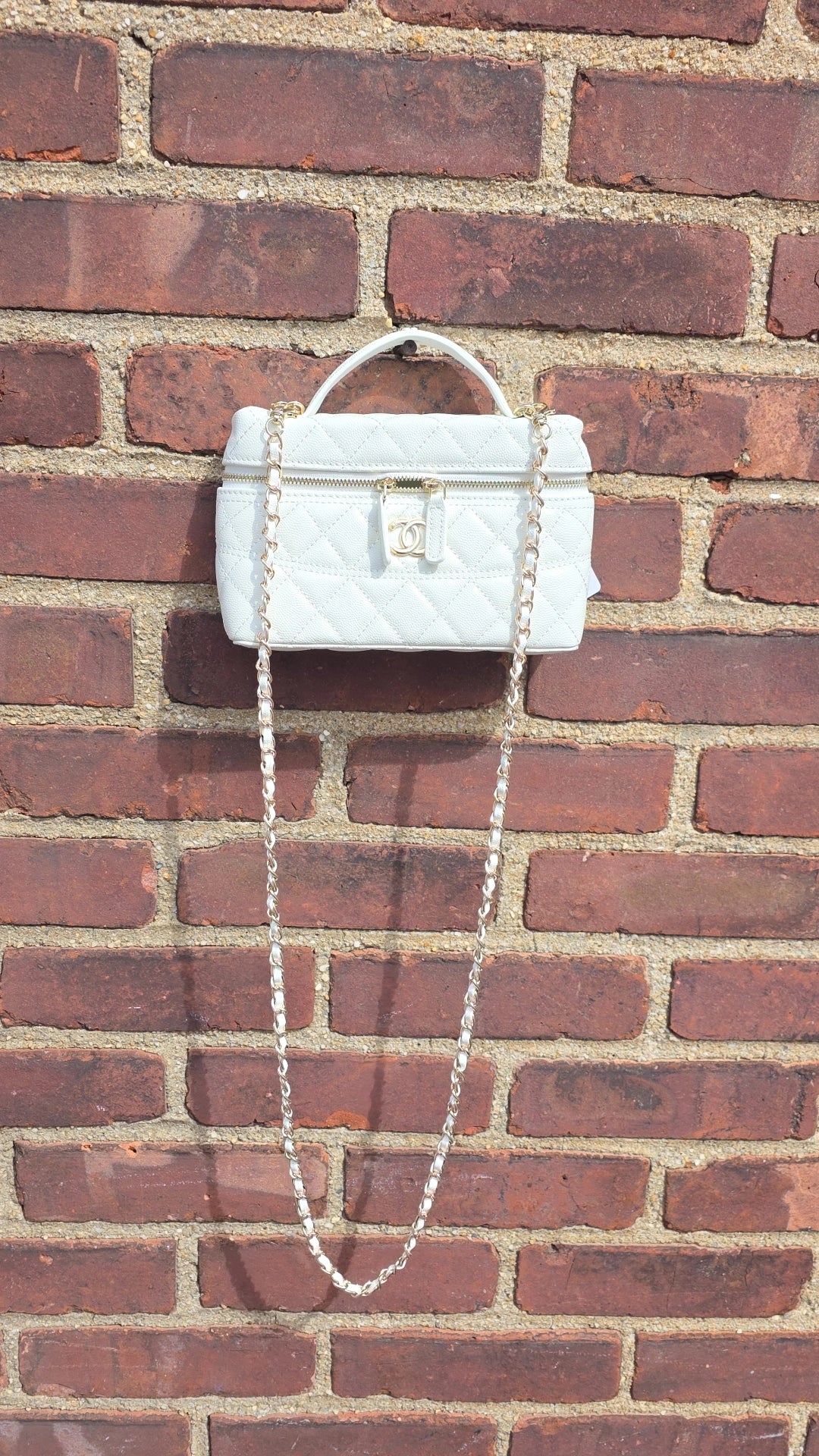 White C crossbody Bag preorder
