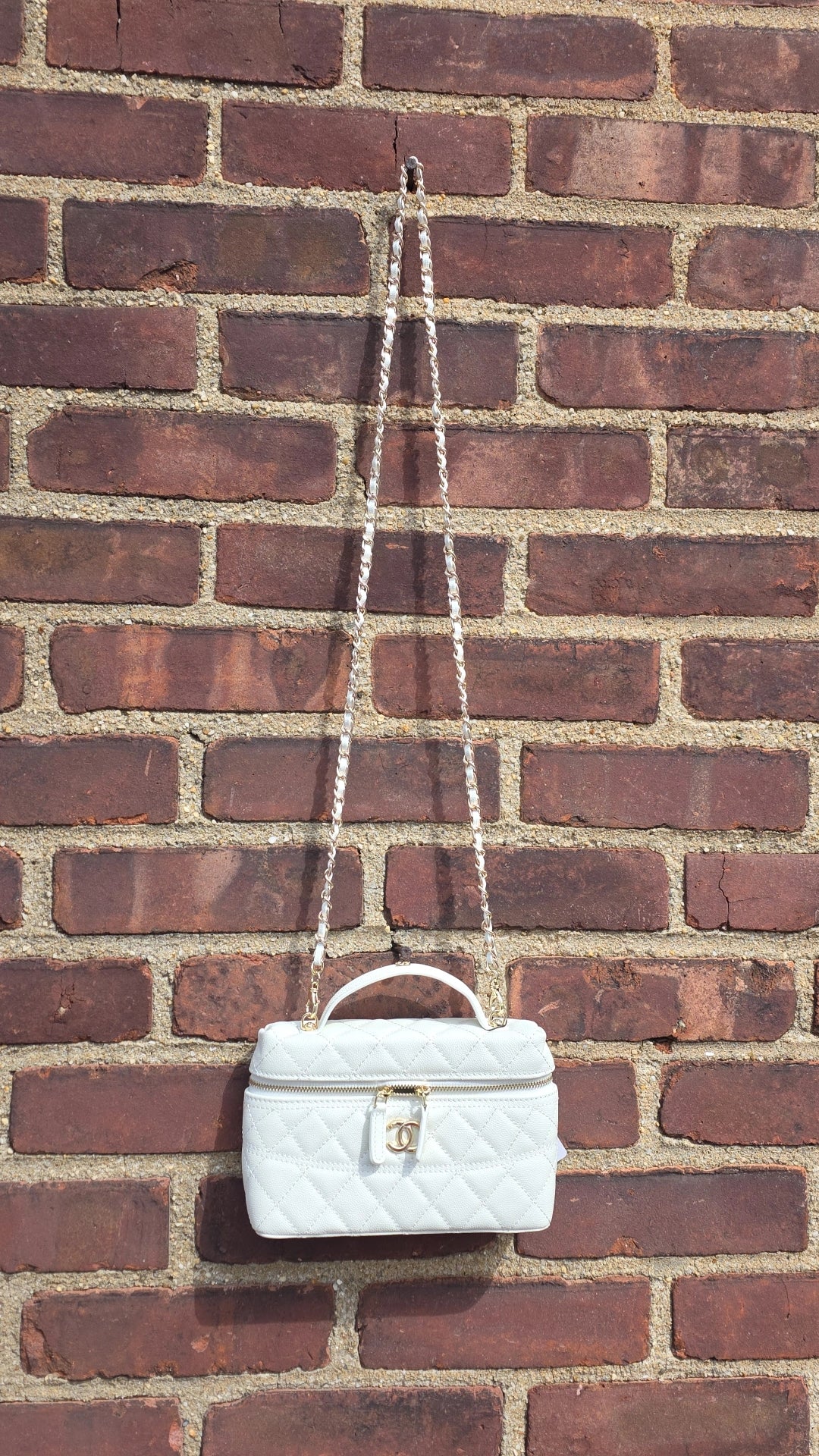 White C crossbody Bag preorder