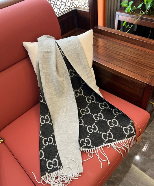 G Scarf Black/light grey preorder
