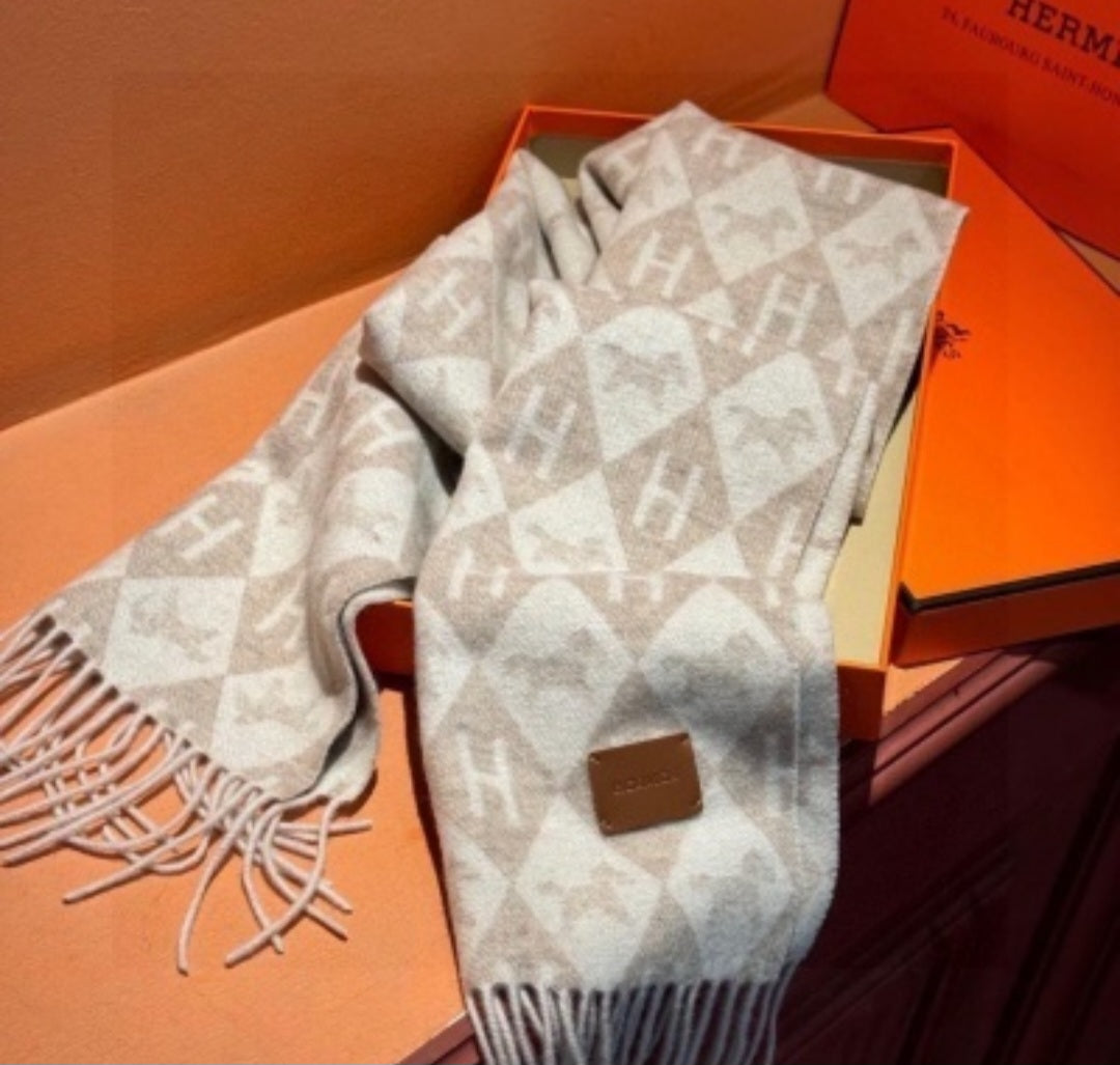 H Scarf