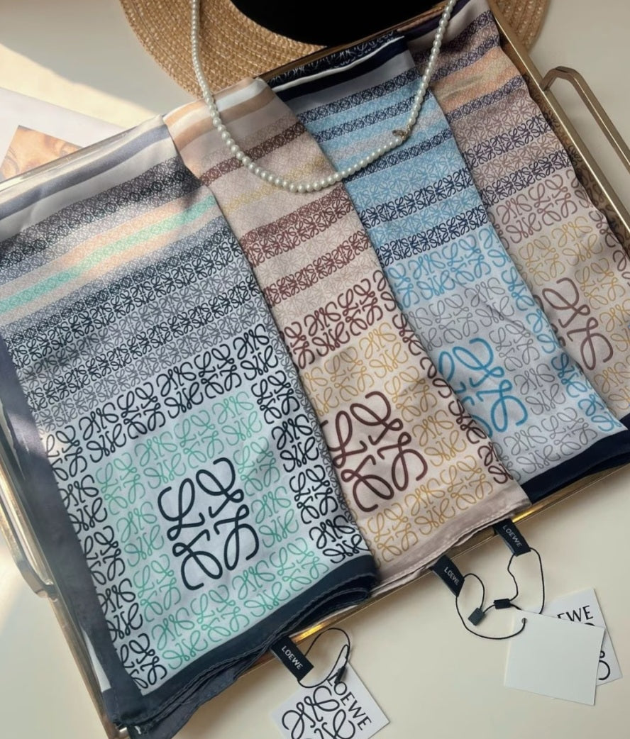 Lw Headscarf 70x70cm preorder