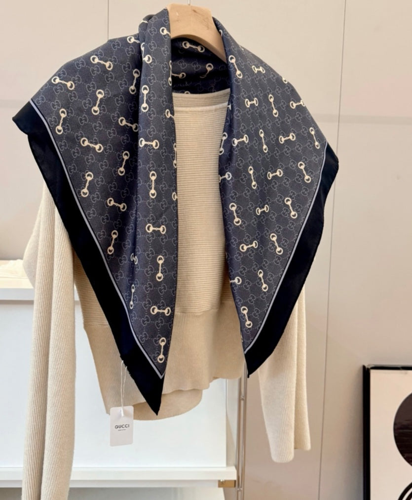 G pattern 3 colors head scarf preorder