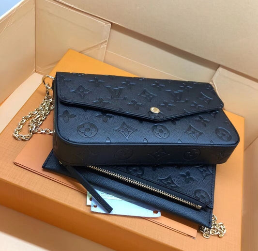 Black Rectangle L Bag with insert preorder